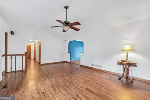 565 Scarborough Rd, Ellenwood, GA 30294 - Photo 9