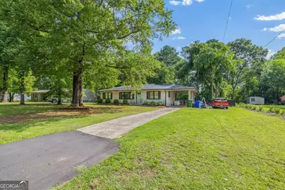 312 Glen Iris Drive, Monroe, GA 30655 - Photo 3