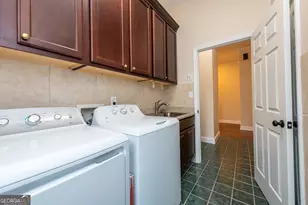 100 Deerwood Dr, Warner Robins, GA 31088 - Photo 35