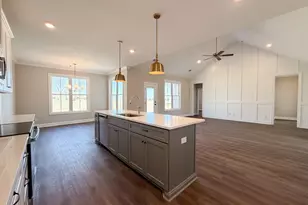 9 Honeysuckle Dr, Claxton, GA 30417 - Photo 13