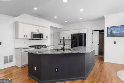 1612 Branch Creek Cove, Lawrenceville, GA 30043 - Photo 13