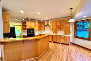 1310 Deerwood Dr, Madison, GA 30650 - Photo 13