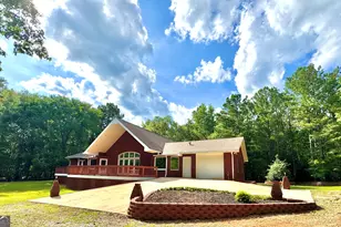 1310 Deerwood Dr, Madison, GA 30650 - Photo 1