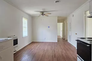 1055 Scruggs Cir, Bartow, GA 30413 - Photo 9