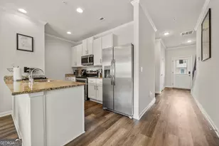 8717 Lakeview Cmns, Jonesboro, GA 30238 - Photo 7