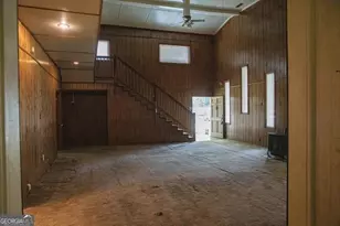 376 Covington St, Jackson, GA 30233 - Photo 5