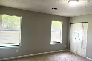 3589 Burlingham Dr, Lithonia, GA 30038 - Photo 13