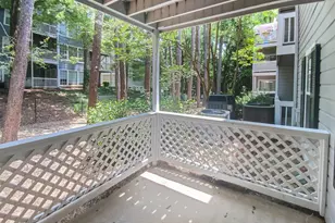 501 Vicksburg Pl, Sandy Springs, GA 30350 - Photo 9