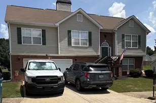 1524 Queen Elizabeth Dr, Locust Grove, GA 30248 - Photo 1