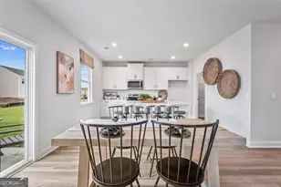 127 Azure Dr, Savannah, GA 31419 - Photo 11