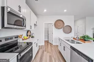 127 Azure Dr, Savannah, GA 31419 - Photo 13