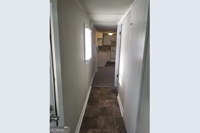295 E Wright Street, Winder, GA 30680 - Photo 11