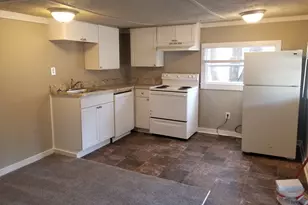 295 E Wright St, Winder, GA 30680 - Photo 15