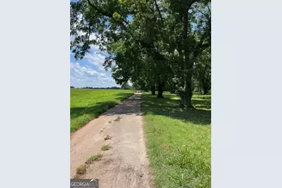 704 Old Milner Road, Barnesville, GA 30204 - Photo 1