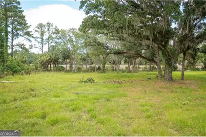 1143 River Oaks Road, Brunswick, GA 31523 - Photo 3