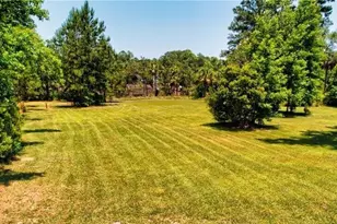 1143 River Oaks Rd, Brunswick, GA 31523 - Photo 1