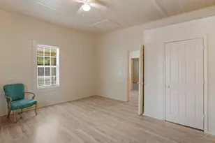 245 Atlanta St, Barnesville, GA 30204 - Photo 9