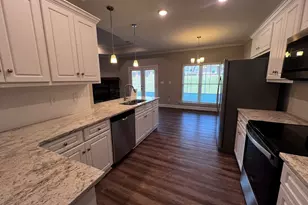 1045 Berkley Ct, Thomson, GA 30824 - Photo 9