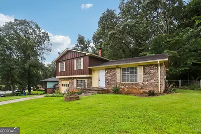 1517 Indian Forest Trail, Stone Mountain, GA 30083 - Photo 3