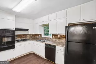 1517 Indian Forest Trail, Stone Mountain, GA 30083 - Photo 5