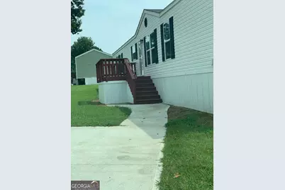 390 Malibu Drive, Fayetteville, GA 30214 - Photo 3