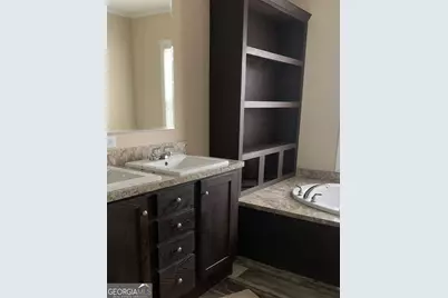 390 Malibu Drive, Fayetteville, GA 30214 - Photo 13