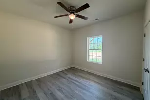 2633 Paoli St, Comer, GA 30629 - Photo 13