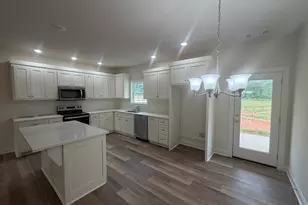 2665 Paoli St, Comer, GA 30629 - Photo 7
