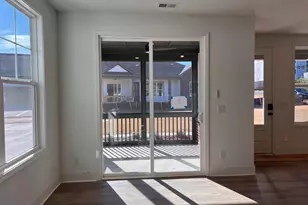 51 Thomaston St, Newnan, GA 30263 - Photo 7