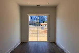 51 Thomaston St, Newnan, GA 30263 - Photo 17