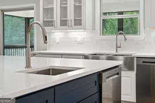 4421 Meadowwood Dr, Loganville, GA 30052 - Photo 39