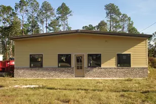 241 S Tallahassee St, Hazlehurst, GA 31539 - Photo 1