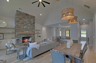 672 Tugaloo Heights Circle, Lavonia, GA 30553 - Photo 11