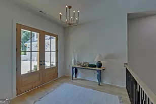 672 Tugaloo Heights Circle, Lavonia, GA 30553 - Photo 5