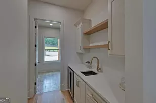 672 Tugaloo Heights Circle, Lavonia, GA 30553 - Photo 17