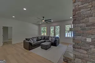 672 Tugaloo Heights Circle, Lavonia, GA 30553 - Photo 37