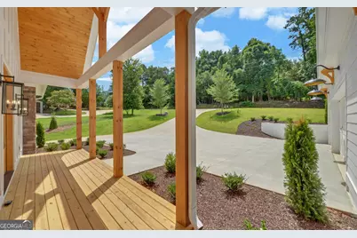 672 Tugaloo Heights Circle, Lavonia, GA 30553 - Photo 3