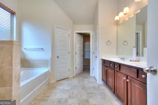 2817 Village Park Dr E, Ellenwood, GA 30294 - Photo 29