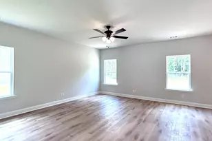 281 W E Smith Rd, Pembroke, GA 31321 - Photo 7