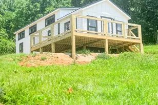 527 Saunders Rd, Franklin, NC 28735 - Photo 3