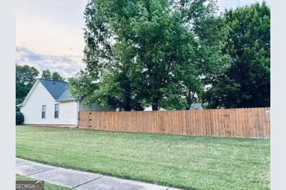 486 Village Circle, Stockbridge, GA 30281 - Photo 3