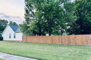 486 Village Cir, Stockbridge, GA 30281 - Photo 3