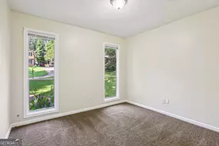 5802 Simone Dr, Stone Mountain, GA 30087 - Photo 21