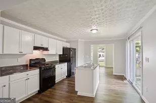 3260 Russell St, Hapeville, GA 30354 - Photo 5