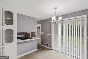 200 Sunrise Cir, Riverdale, GA 30274 - Photo 7