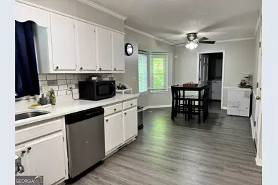 460 Heathrow Way, Stone Mountain, GA 30087 - Photo 33