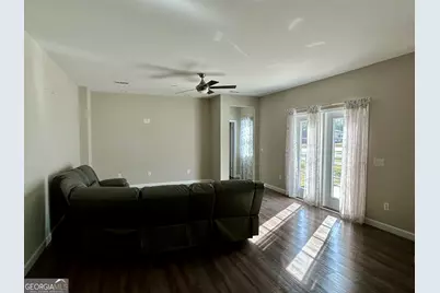 410 A N Caswell Street #A, Glennville, GA 30427 - Photo 5