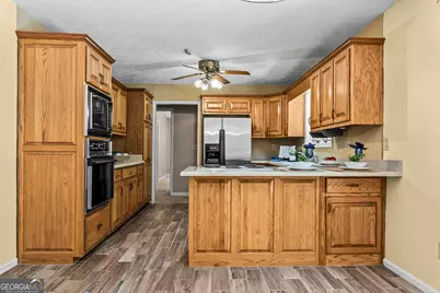 3661 Acorn Court NE, Conyers, GA 30012 - Photo 3