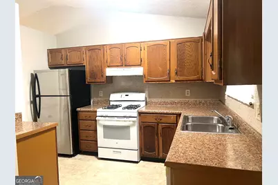 4651 Hairston Crossing Place, Stone Mountain, GA 30083 - Photo 7