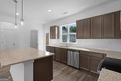 221 Lytham Drive SE, Mableton, GA 30126 - Photo 5